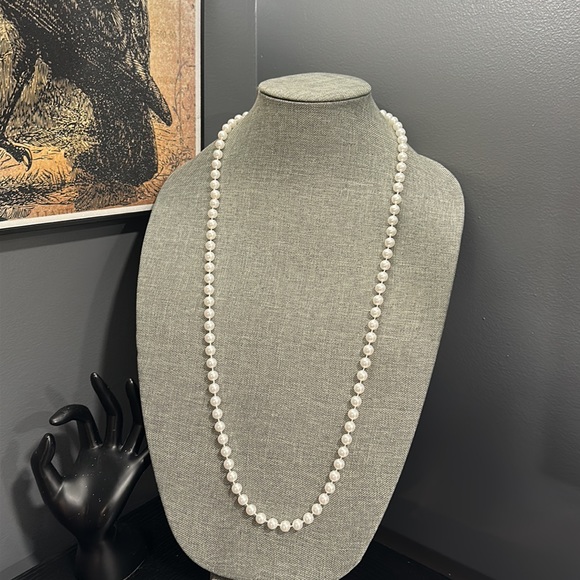 Vintage Faux Pearls ~ Three Single Necklaces Layered - Picture 3 of 4